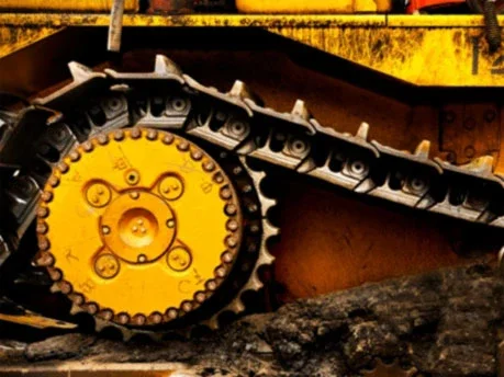 Track Chain: The Key to the Strength and Movement in Construction Machinery